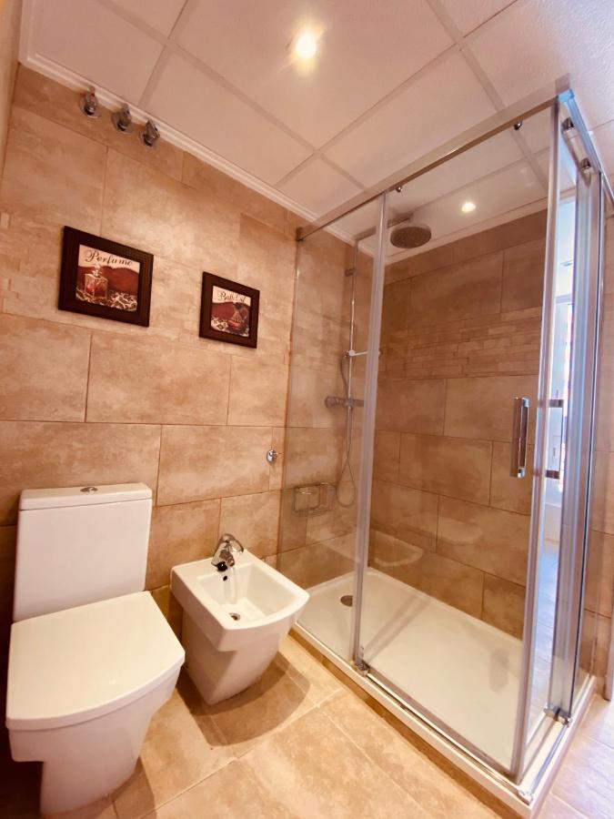 Be Luxury Apartment 20 Mts From The Beach Бенідорм Екстер'єр фото