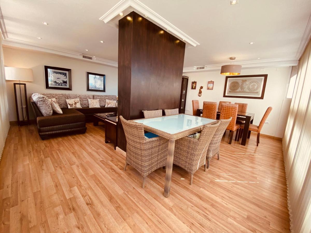 Be Luxury Apartment 20 Mts From The Beach Бенідорм Екстер'єр фото