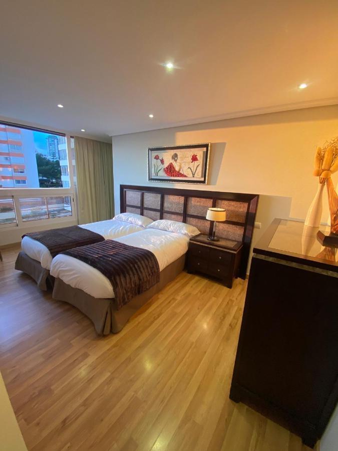 Be Luxury Apartment 20 Mts From The Beach Бенідорм Екстер'єр фото