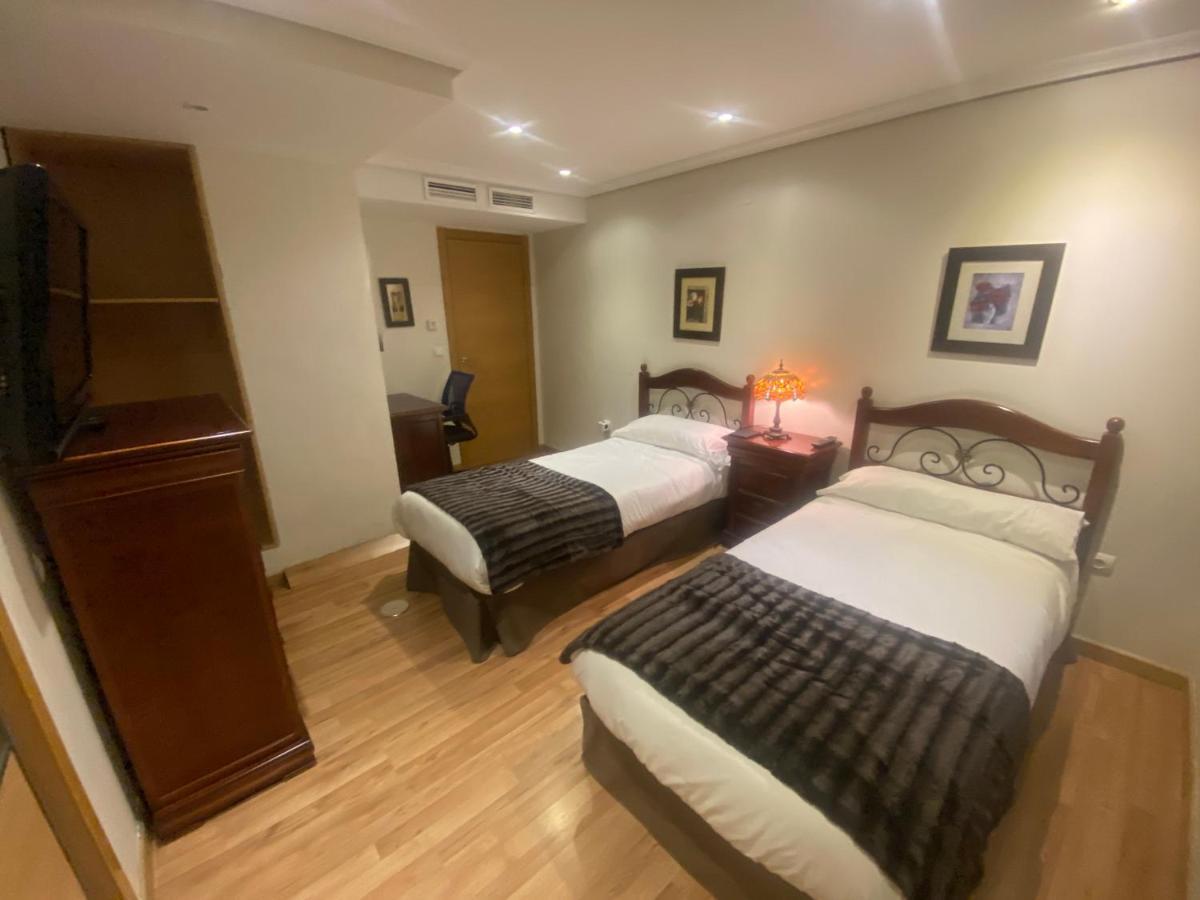 Be Luxury Apartment 20 Mts From The Beach Бенідорм Екстер'єр фото